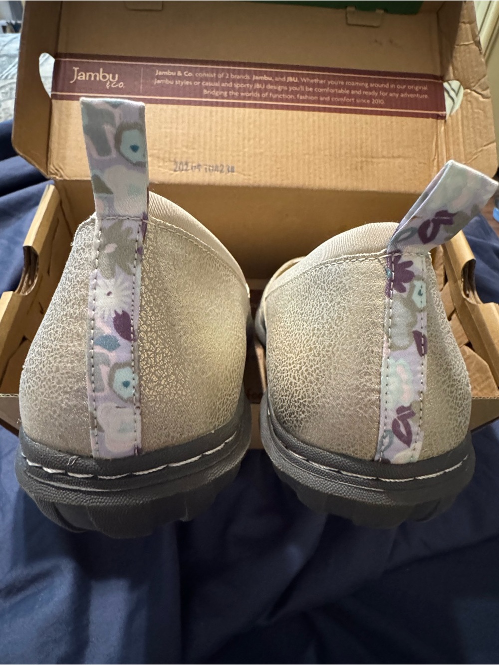 Jambu Women's Champagne Slip-On Flats. All Terra Traction. NIB. - Picture 6 of 7